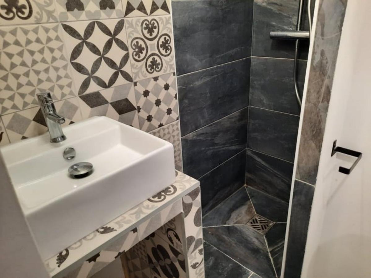 Апартаменты Pied A Terre Strategique Марсель Экстерьер фото